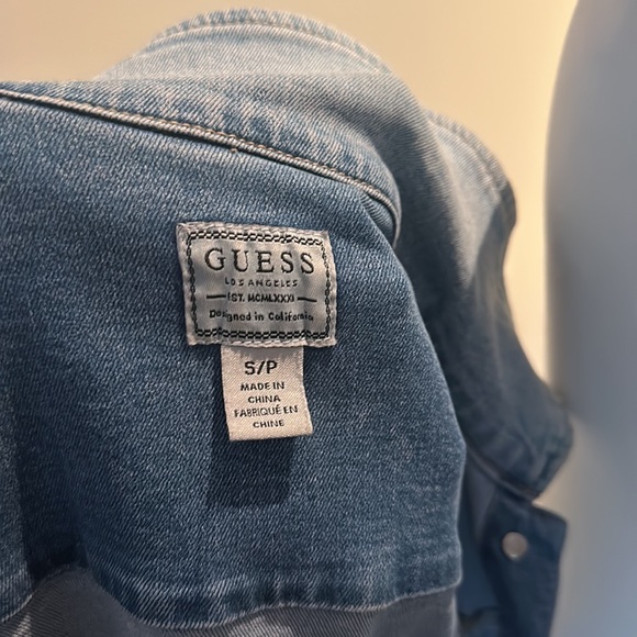 Guess denim cropped jacket - Picture 3 of 3